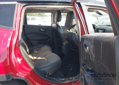 2019 Jeep Compass Limited 4X4 from USA, damaged, VIN 3C4NJDCB9KT639927